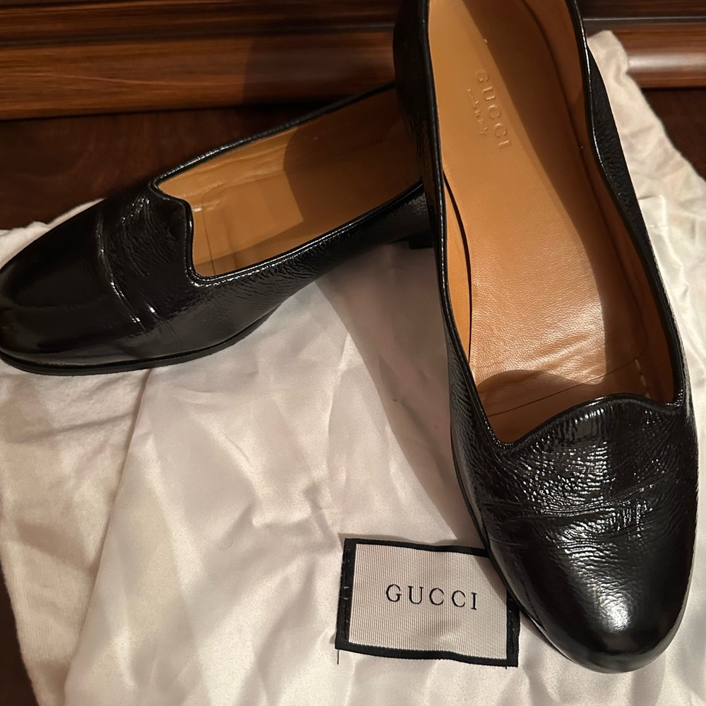Gucci Black Leather Women's Penny Loafers